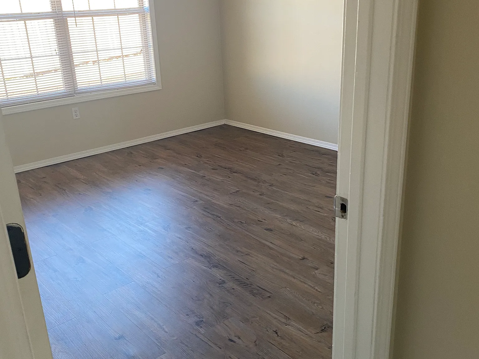 1302 Deer Lake Rd — Photo 3