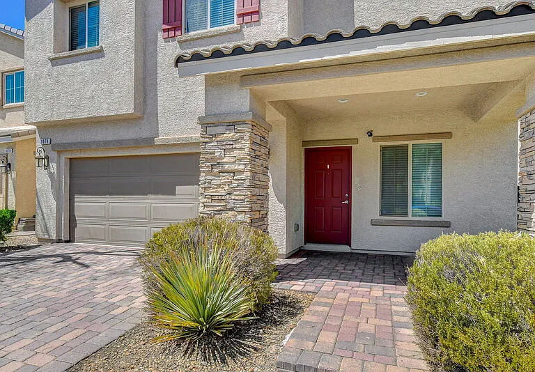 1074 Fish Pond Ave — Photo 3
