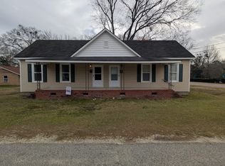 3963 Ellison St, Hope Mills, NC 28348