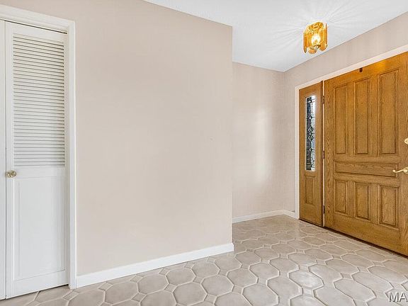 5th image of 4708 Brunston Dr