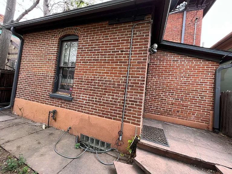 2545 Stout St — Photo 19