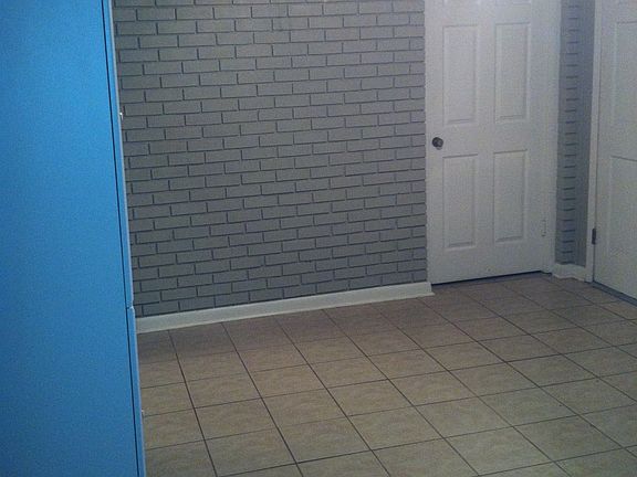 bonus room--great home office