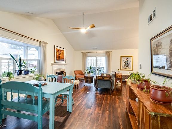 5th image of 872 Kenton Ct #44