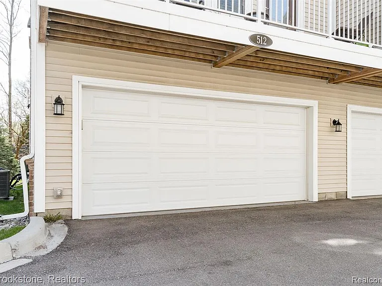 512 Midland Blvd — Photo 28