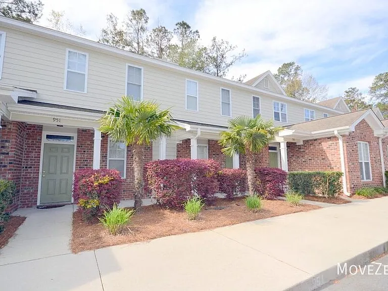 955 Downey Branch Ln — Photo 6