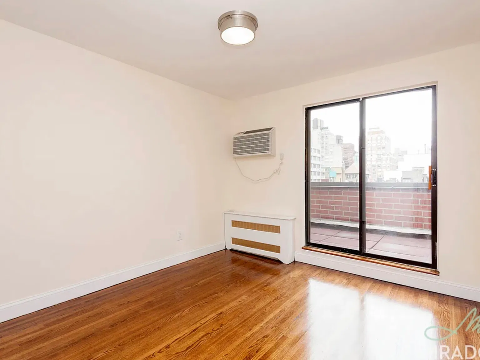 1556 York Avenue — Photo 3