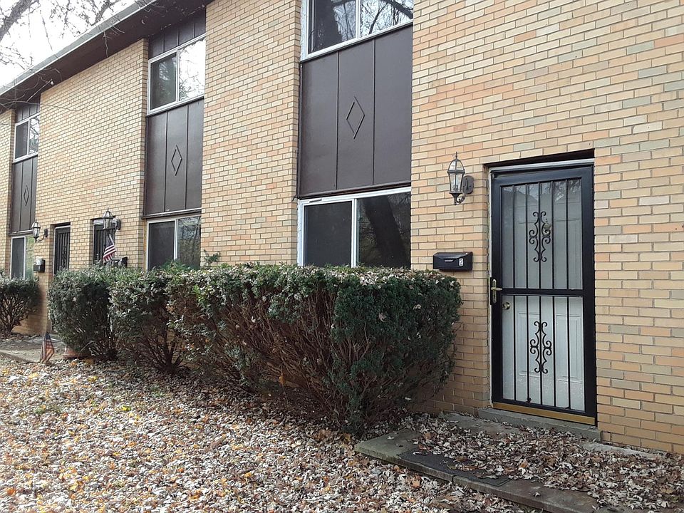 Front entrance to the townhome