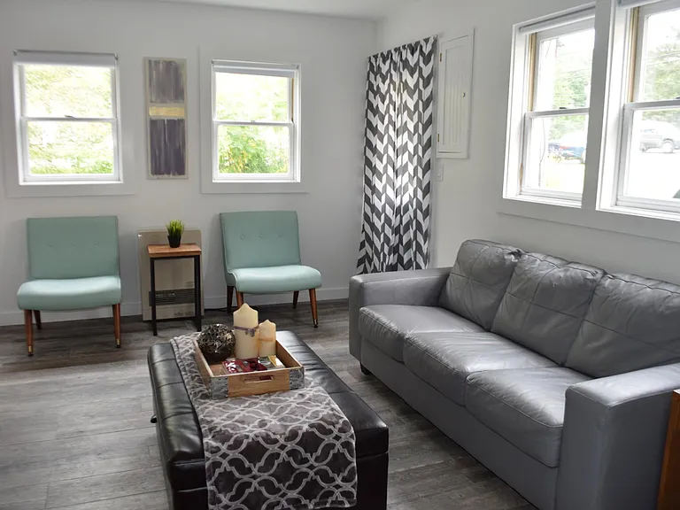 804 S Main St #3 — Photo 6