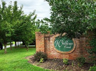 8615 Willow Run Rd, Windsor Mill, MD 21244