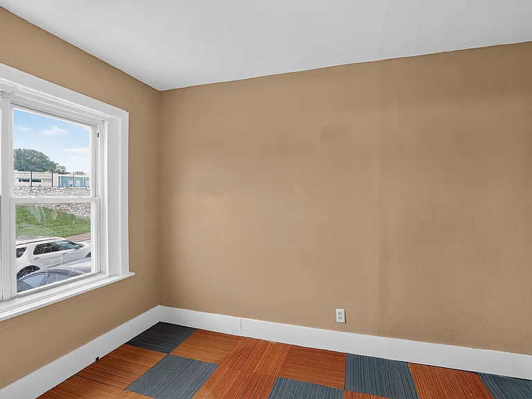 4010 Ravenwood Ave — Photo 12