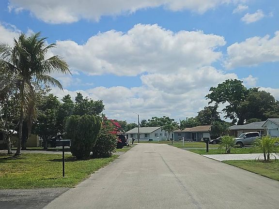 4th image of 9800 NW 70th St