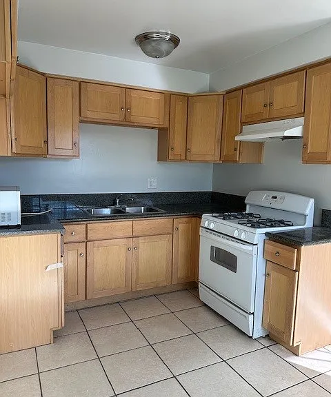 7617 Newlin Ave #6 — Photo 1