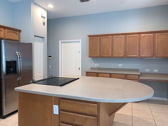 5th image of 19226 Autumn Woods Ave