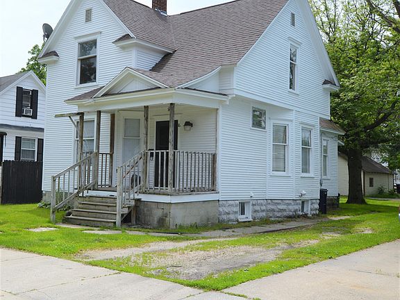 3rd image of 16 E 19th St
