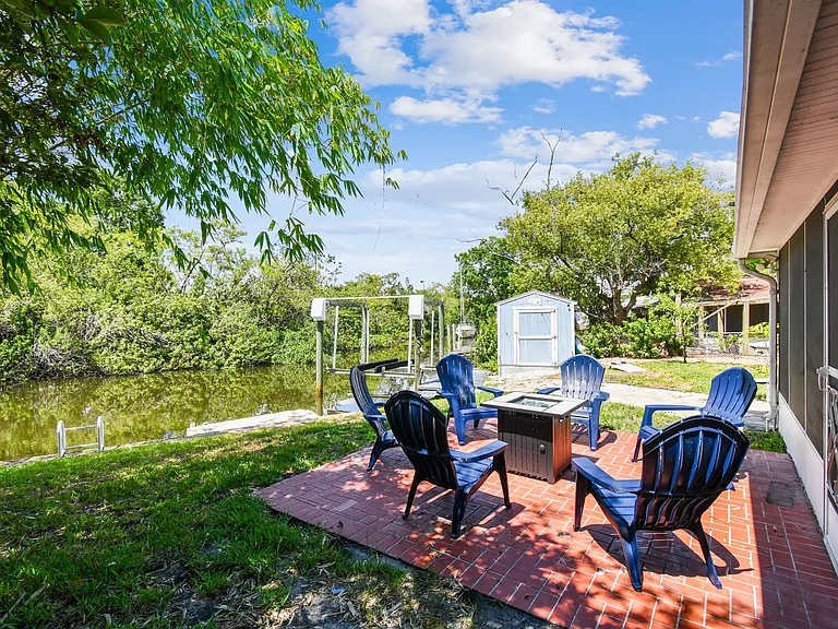8611 Driftwood Dr — Photo 56
