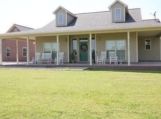 10889 Northfork Dr, Gravette, AR 72736