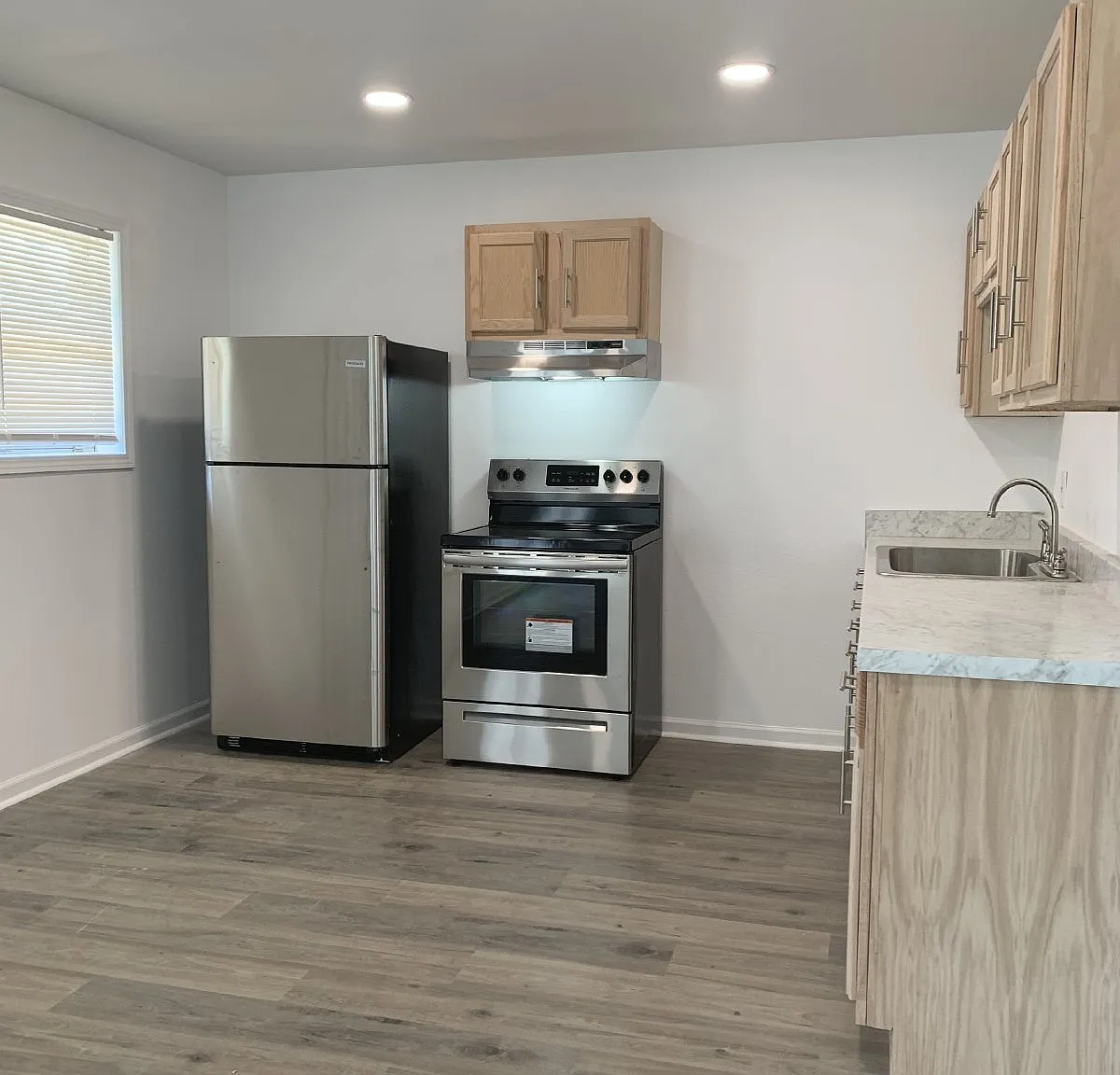 2 bed, 1.0 bath, 720 sqft, $775 — Photo 4