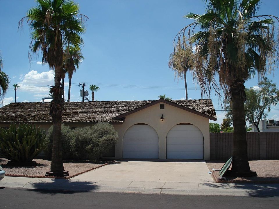 1st image of 2202 S Kachina Dr