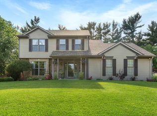 50863 Partridge Woods Dr, Granger, IN