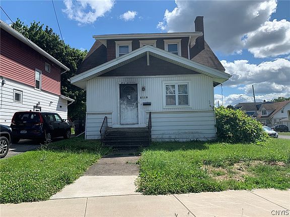 3rd image of 2119 Grant Blvd