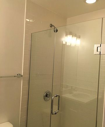 3rd image of 1282 N Milwaukee Ave #4