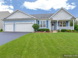 520 Redbud Dr, Yorkville, IL 60560