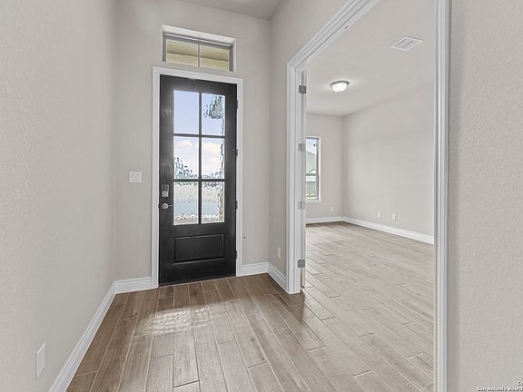 3rd image of 3036 Bristow Park