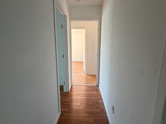 5th image of 3321 W 63rd St #3323