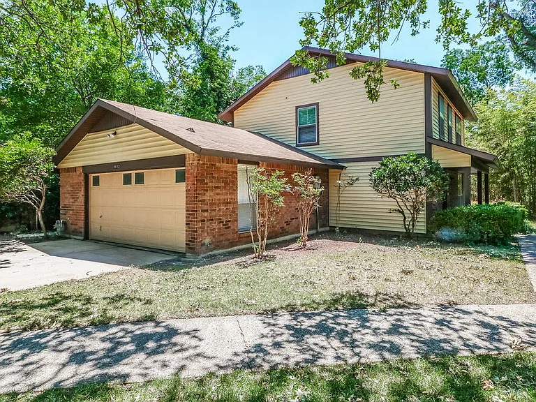 1113 Heiden Ct — Photo 2