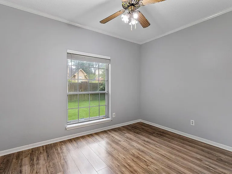 5622 Woodland Creek Dr — Photo 19