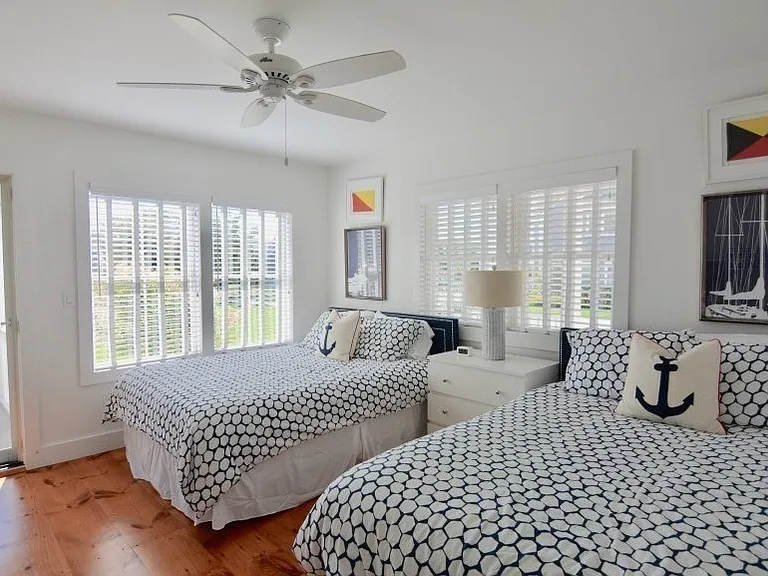10 Brant Point Rd — Photo 8