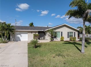 1209 SE 33rd Ter, Cape Coral, FL 33904