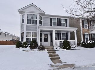 710 Serendipity Dr, Aurora, IL 60504