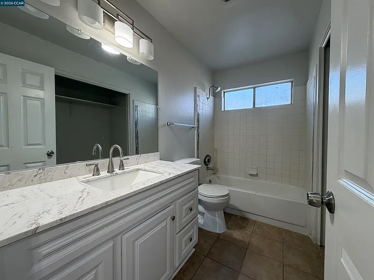 1648 W North Bear Creek Dr — Photo 21
