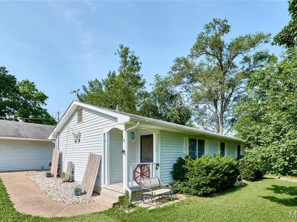 115 E Sycamore St, Old Monroe, MO 63369