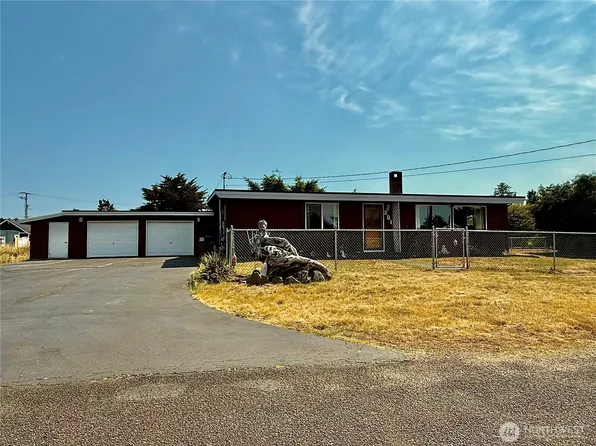 201 W Seattle Avenue, Westport, WA 98595