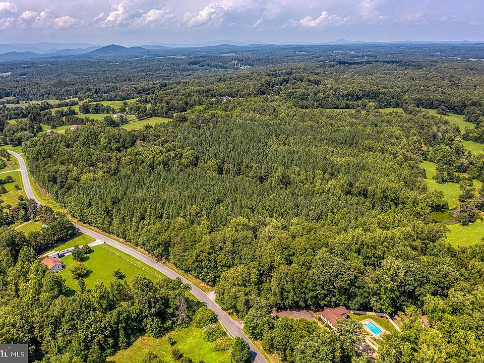 1st image of Dutch Hollow Rd