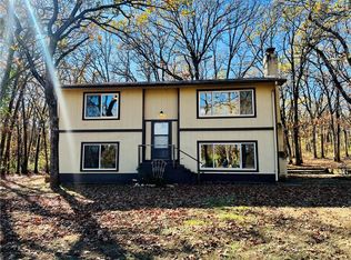 18576 S 1300th Rd, Nevada, MO 64772