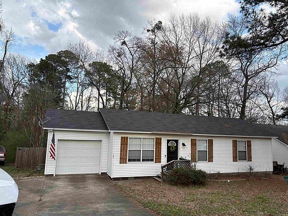 2nd image of 715 Fernwood Dr