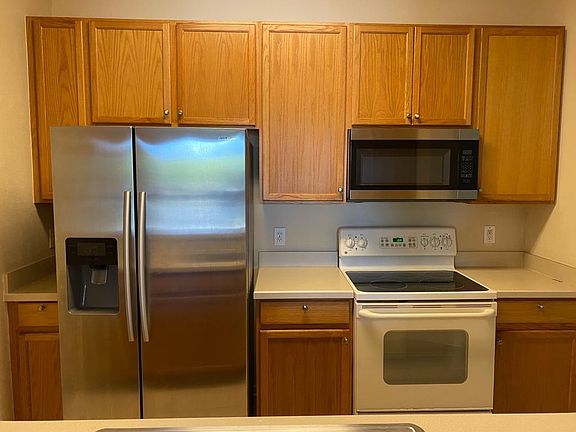 2nd image of 6084 Stevenson Dr Unit 208