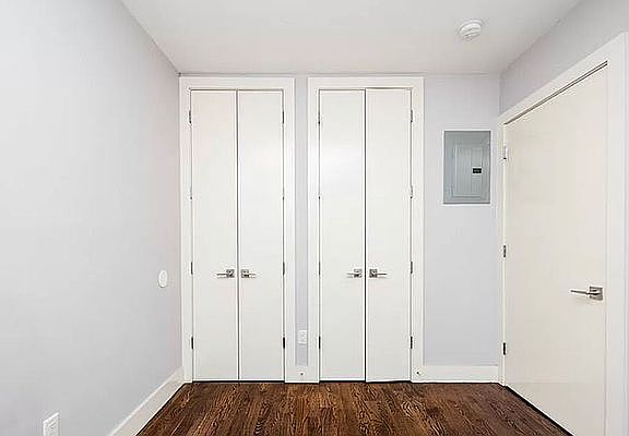 4th image of 168 Throop Ave #3B