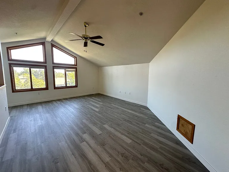 2802 Sundown Ln #302 — Photo 11