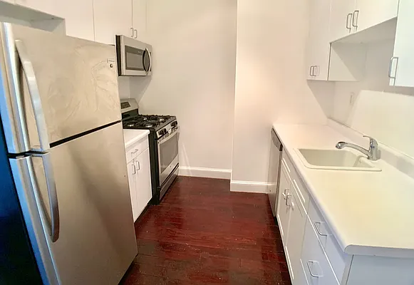 Rented by Arden Realty Corp. | media 7
