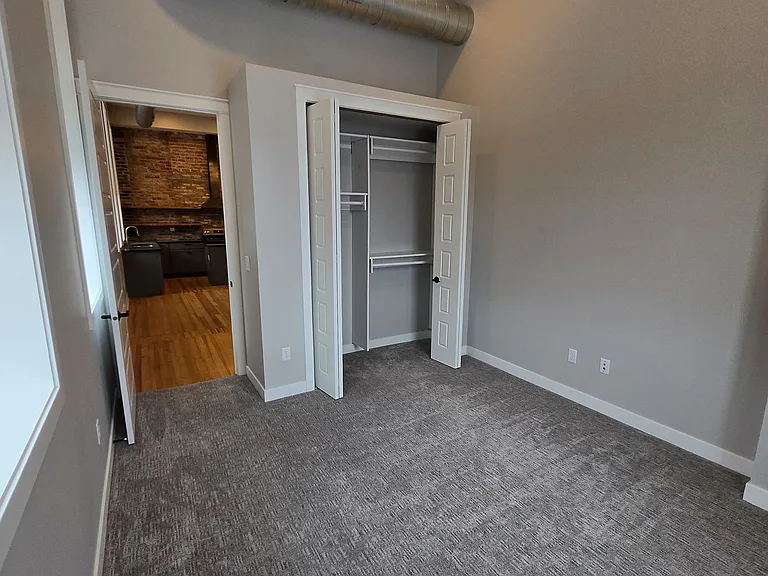 218 N Locust St #203 — Photo 9