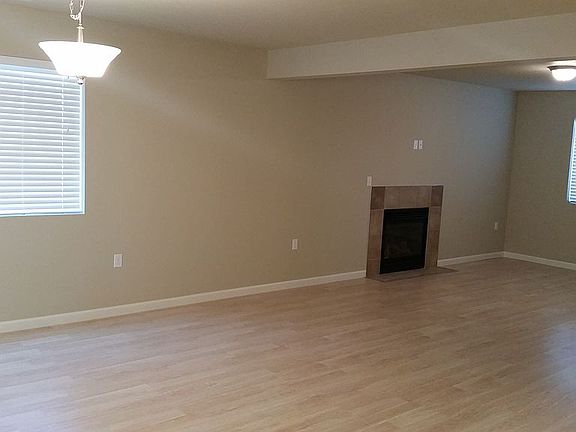 4th image of 3130 59th Ave NE