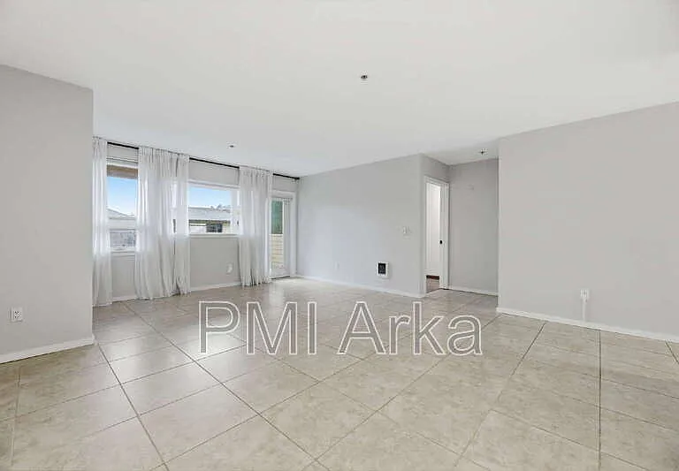 15340 Macadam Rd S #B206 — Photo 17