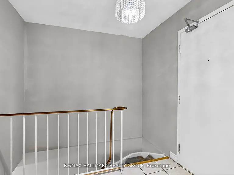 460 Fenerty Ct #1 — Photo 16