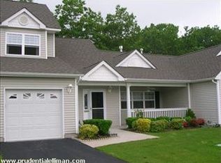 2503 Pebble Beach Path, Riverhead, NY 11901