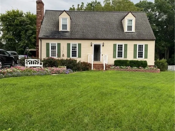 6496 Marie Ln, Mechanicsville, VA 23111