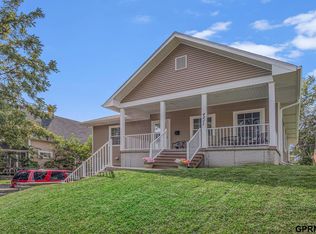 4211 Erskine St, Omaha, NE 68111